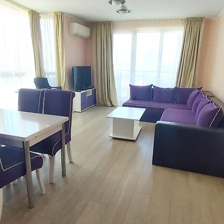 Long 公寓式酒店 希科尔皮诺夫西