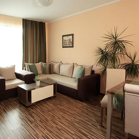 Long 4* Shkorpilovtsi