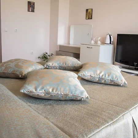 Long Aparthotel Shkorpilovtsi