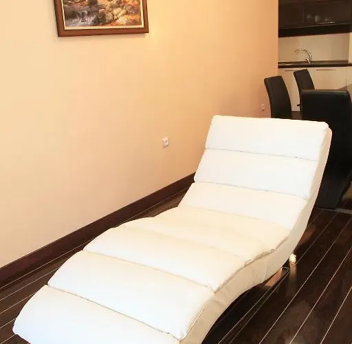 Апарт-отель Long Шкорпиловци