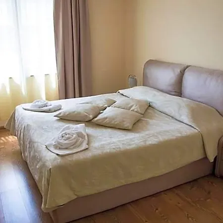 Апартхотел Long