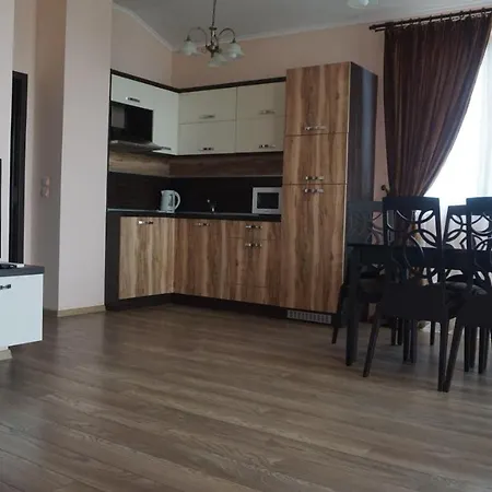 Long Lägenhetshotell 4*